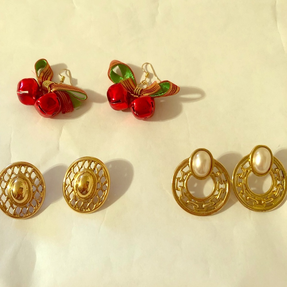 Set of 3 Pairs of Earrings Festive Holiday Dressy